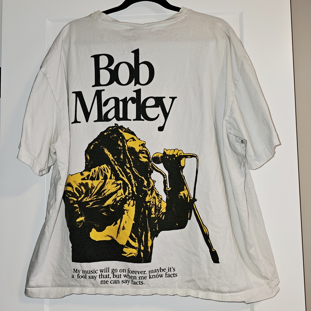 H&M Bob Marley Graphic Tee - Loose Fit